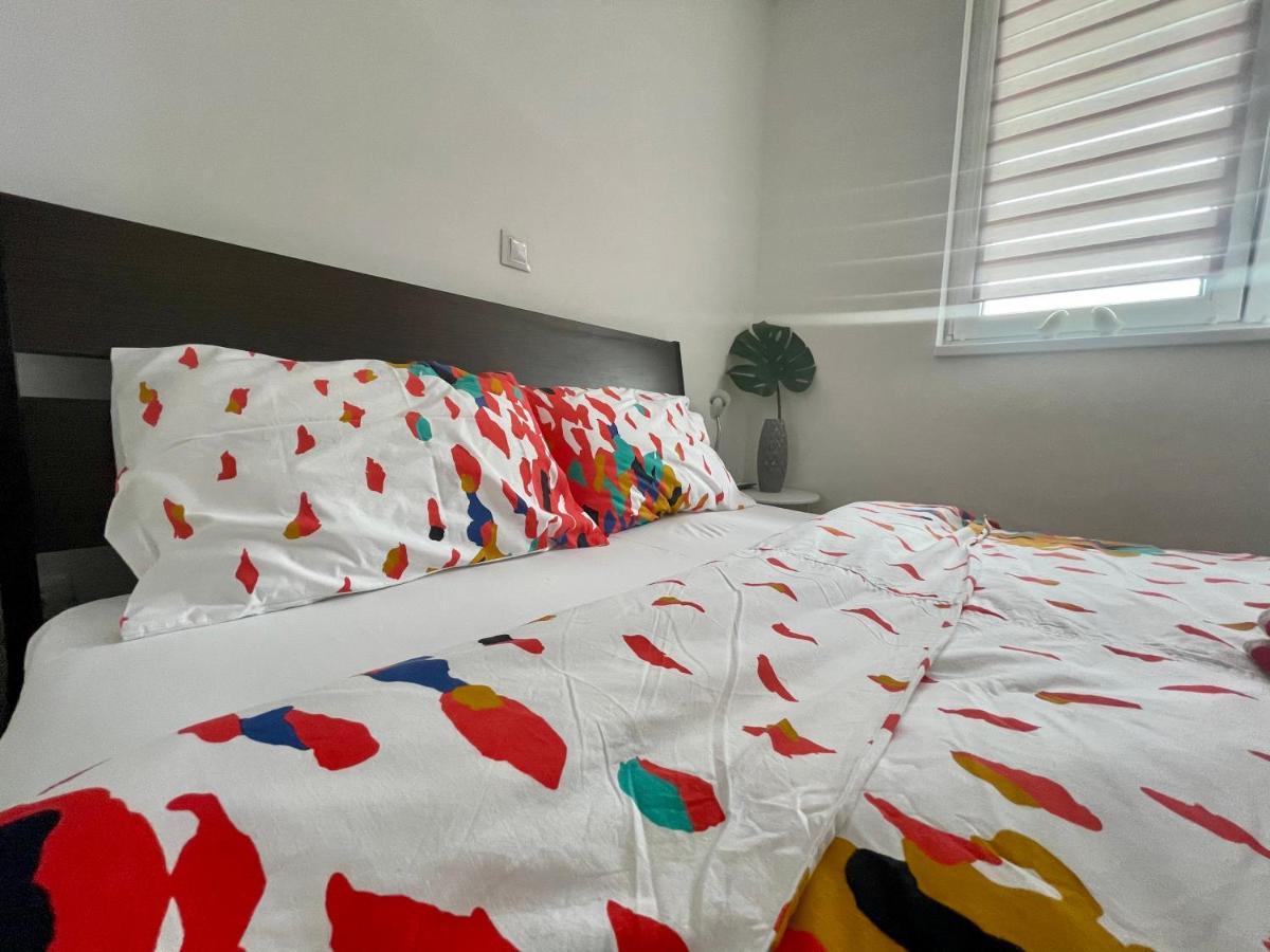 Skopje Brand New Apartment Near Train&Bus Station Exterior photo